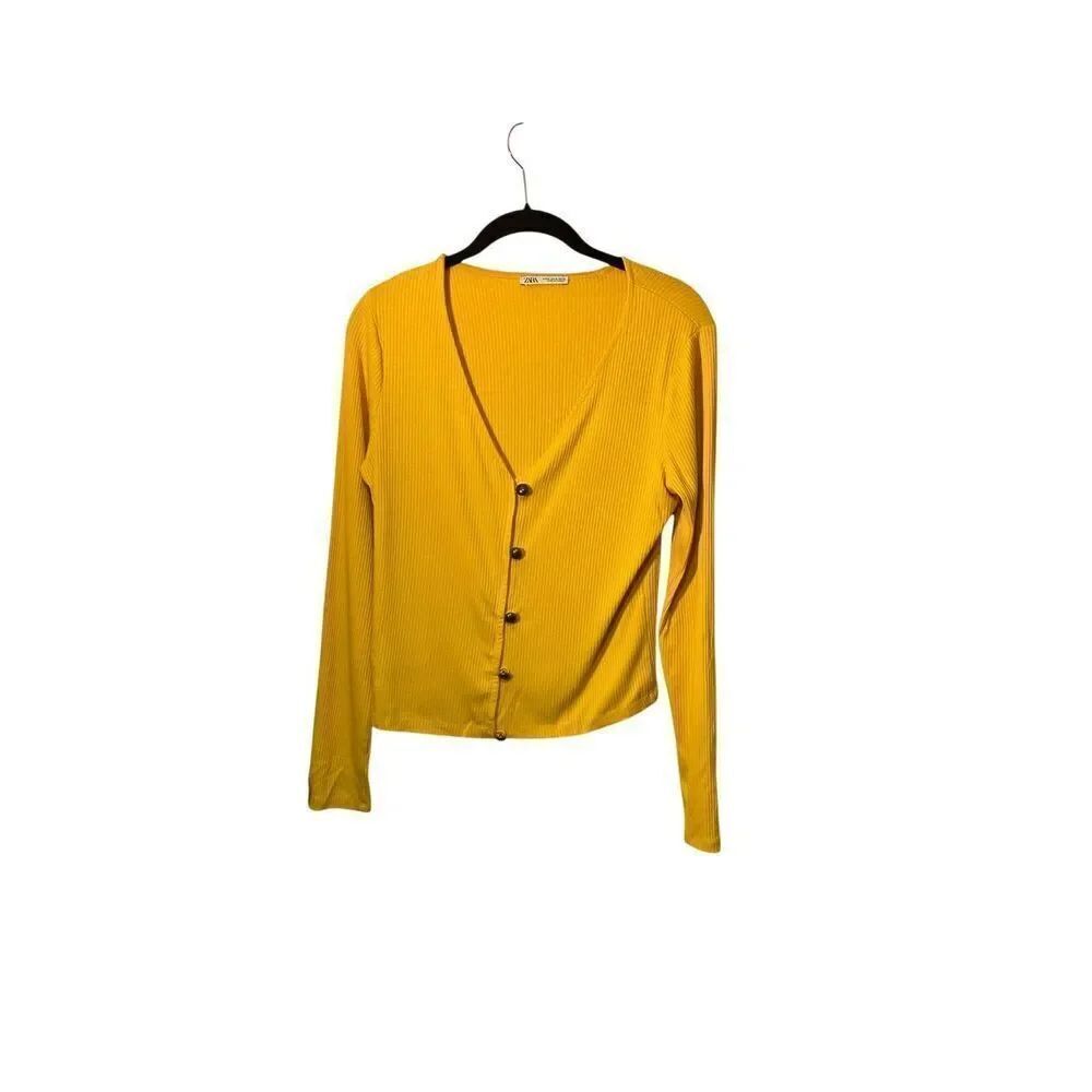 Zara women’s yellow long sleeve knit cardigan size medium
